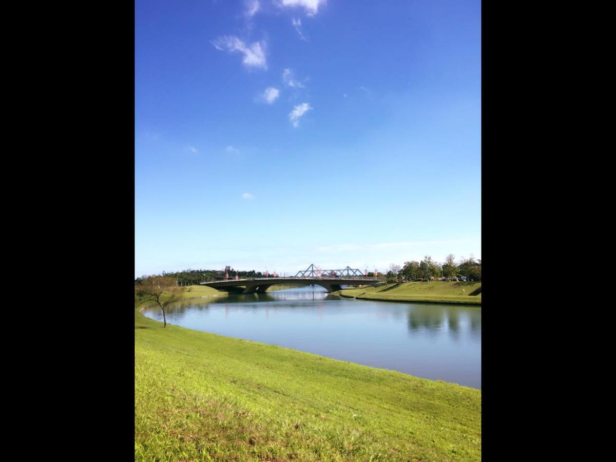 冬山閒雲居民宿 Dongshan  Exteriör bild